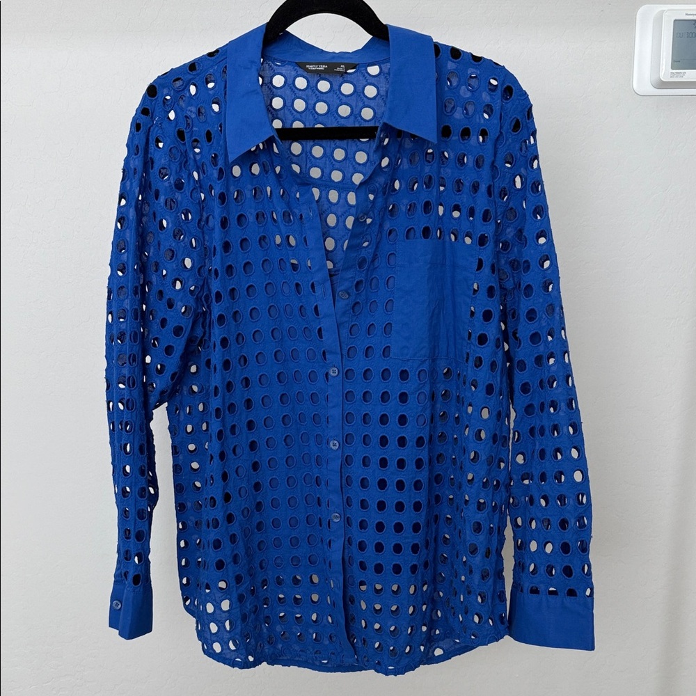 Simply Vera Blue Eyelet Button-Up Shirt with camisole XL NWOT